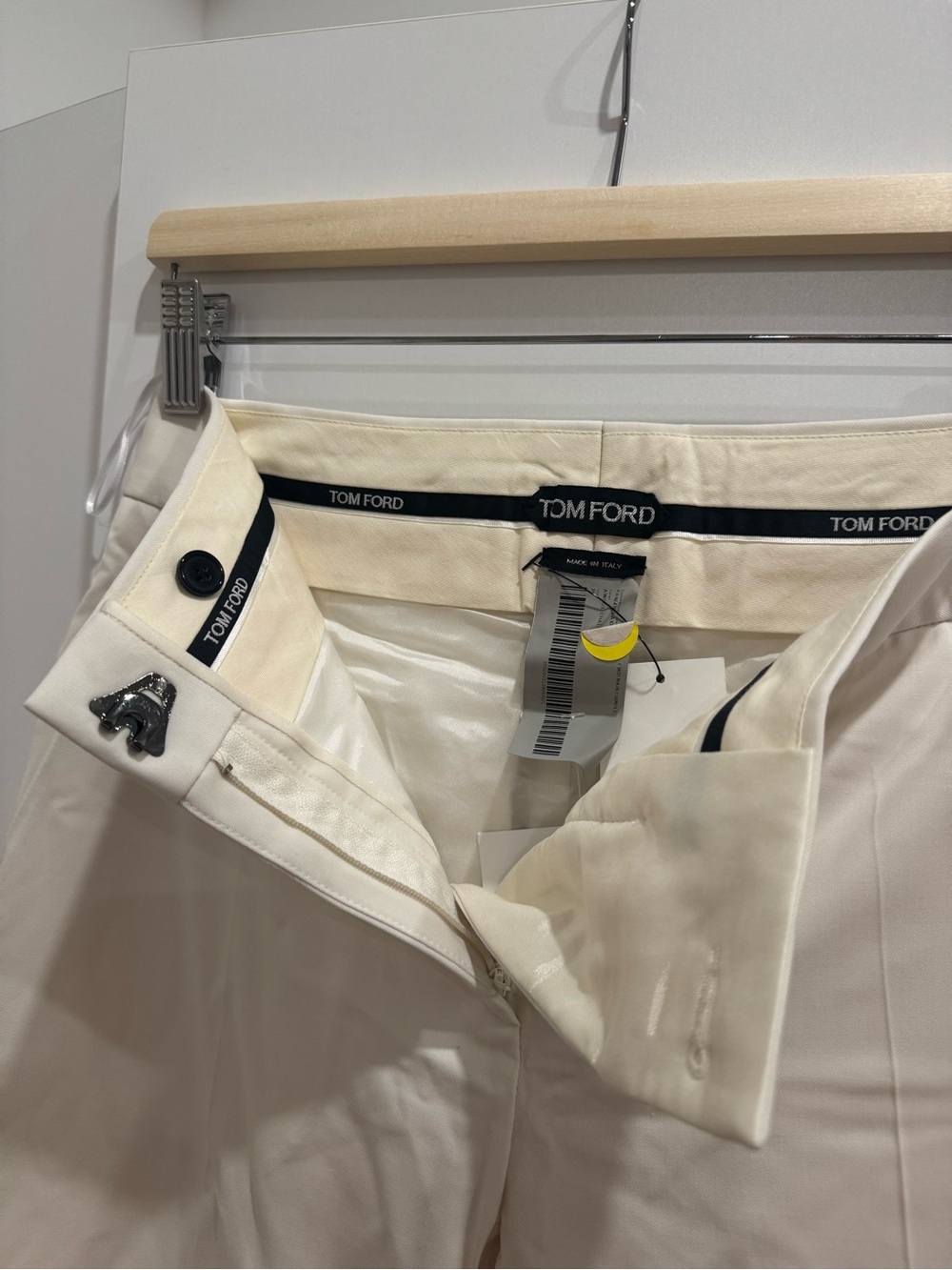 Tom Ford Cream Straight-Leg Dress Pants - Picture 4 of 6